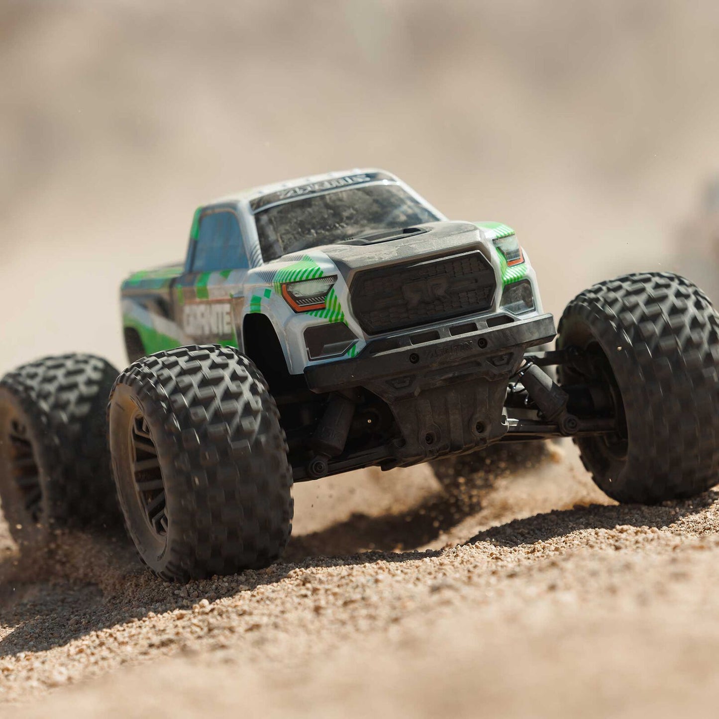 Arrma 1/10 Granite 4x4 665 Mega Brushed Monster Truck: RTR (Green)