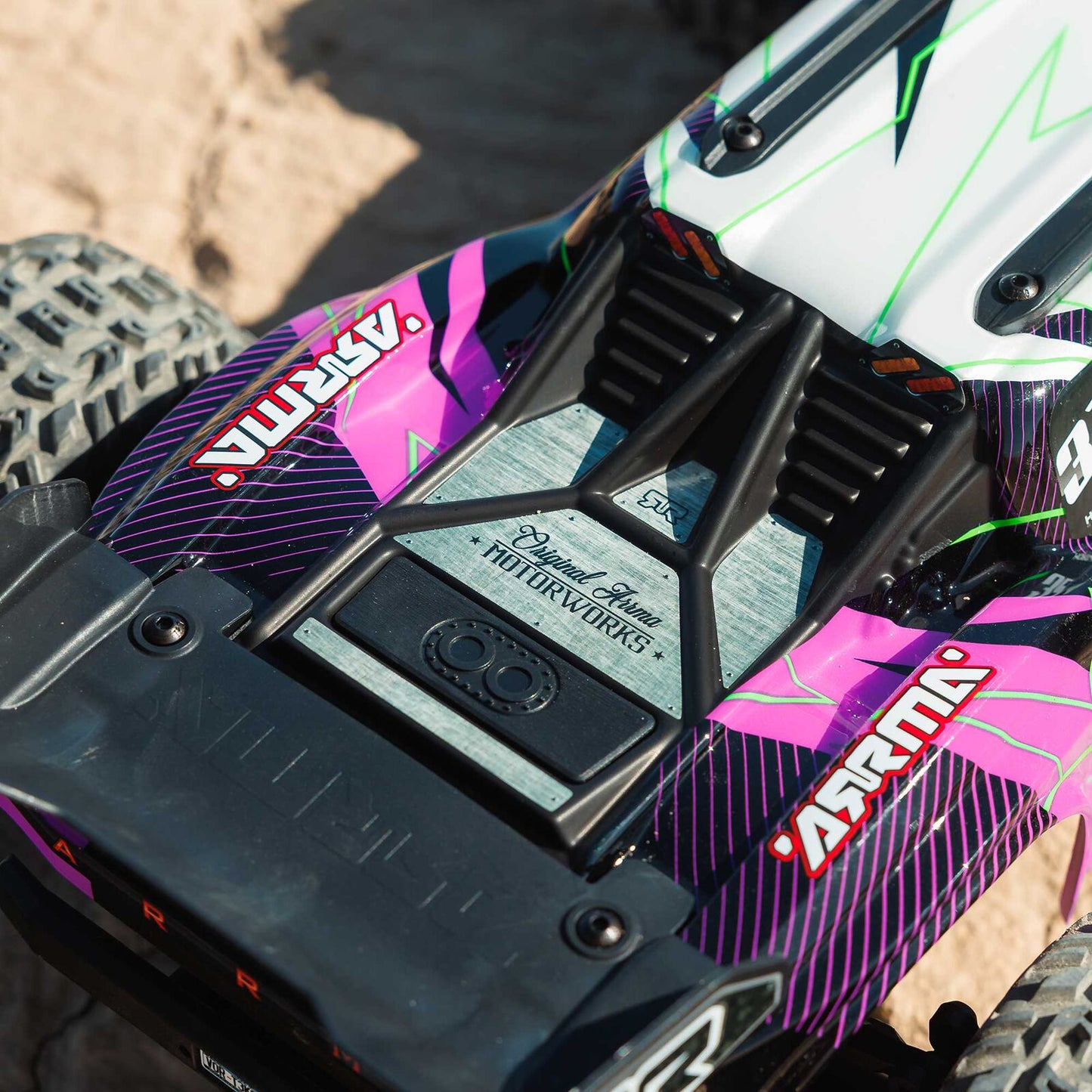 Arrma 1/10 VORTEKS 2WD Mega 550 Brushed Stadium Truck w/Battey/Charger: RTR (Purple)