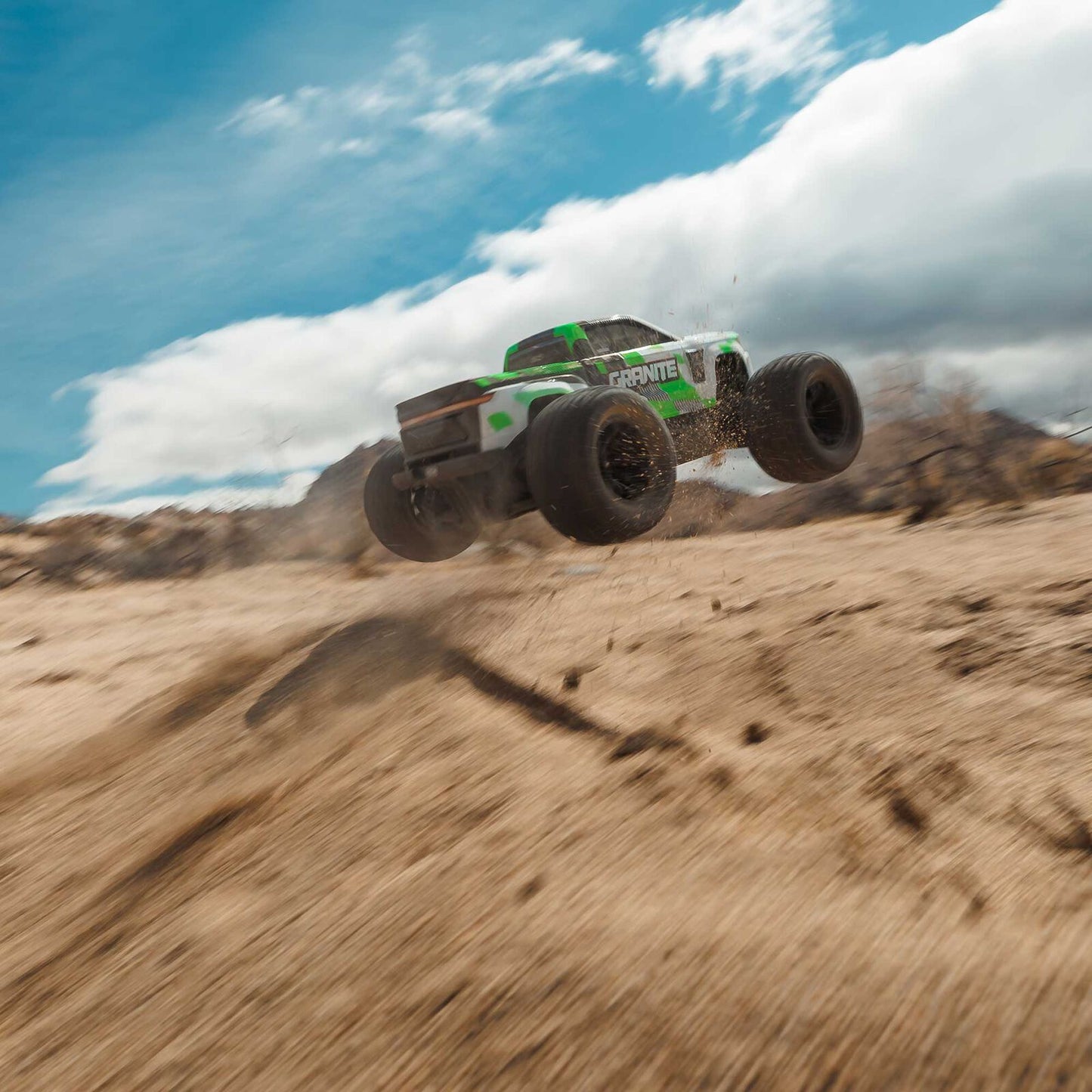 Arrma 1/10 Granite 4x4 665 Mega Brushed Monster Truck: RTR (Green)
