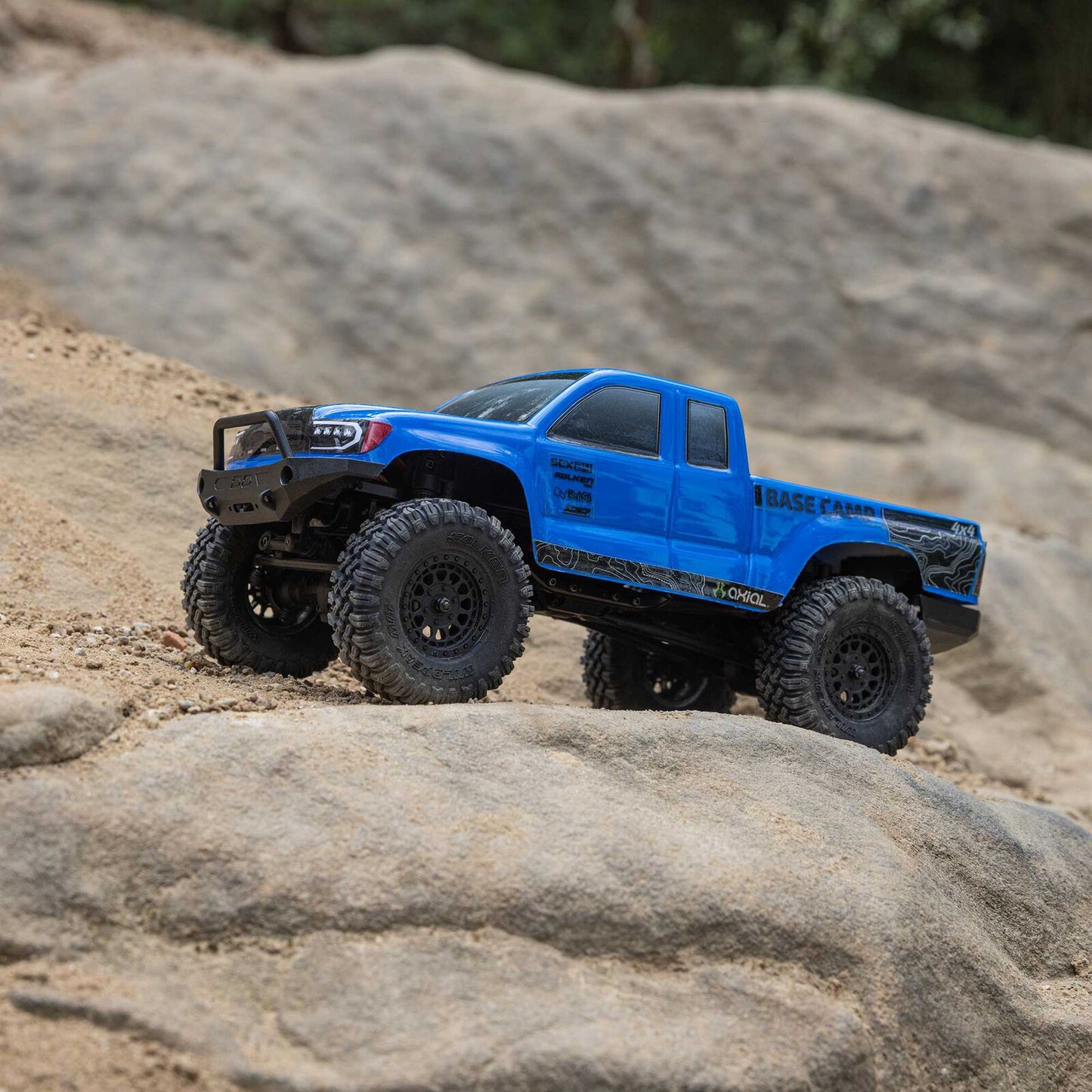 Axial SCX24 Base Camp 4WD RTR Micro Crawler: Blue