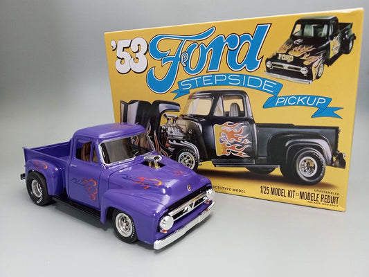 MPC 1/25 1953 Ford Stepside Flip-Nose Pickup Model Kit