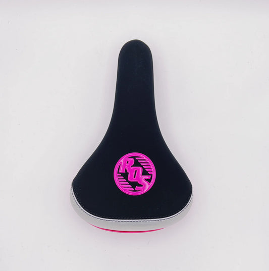 Ride Out Supply Reflective Seat (Black/Pink)