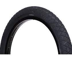 Primo Wall Tire 26" x 2.35” Black