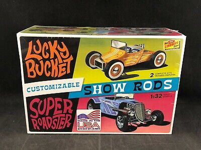 Lindberg Customizable Street Rod (2-pack) 1/32 Model Kit (Level 2)